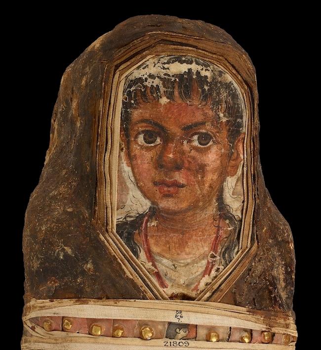 La momie d'un enfant à l'expo Caixaforum de Madrid