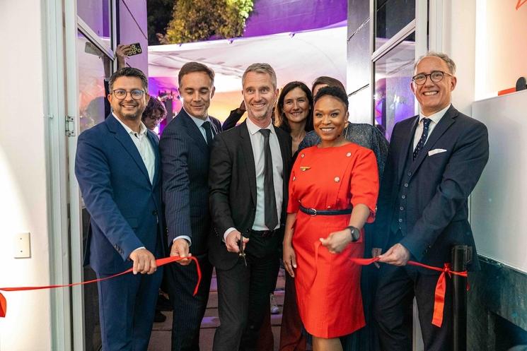 Alliance française de Johannesburg. Inauguration exposition Air France