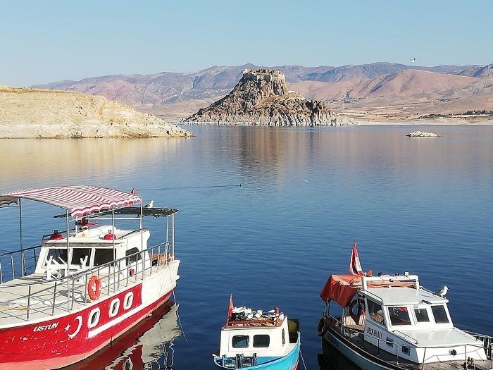 Forteresse de Pertek