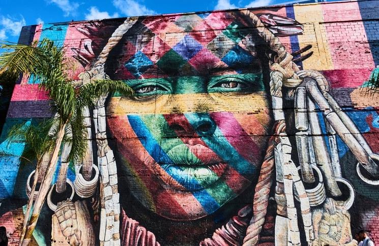 Photo d'un mur peint à Rio