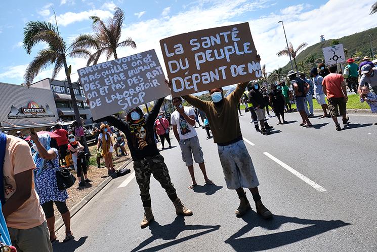 Manifestation contre l'obligation vaccinale à Nouméa en Nouvelle-Calédonie