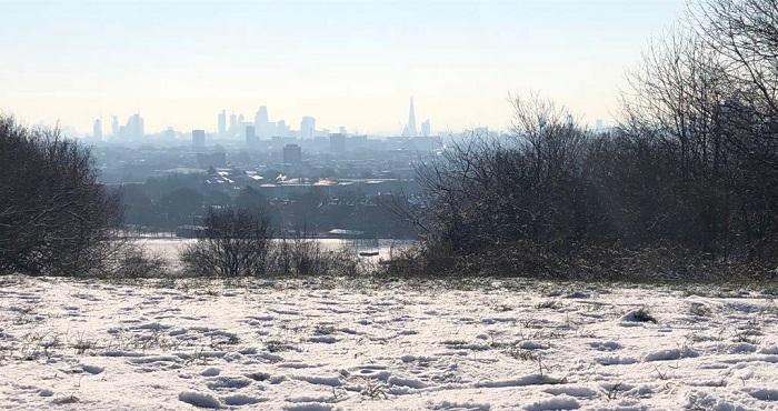 Hampstead Heaf sous la neige et vue sur Londres