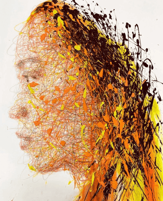 portrait en pollocking avec de la peinture jaune et orange d'une femme de profil réalisé par l'artiste Hom Nguyen