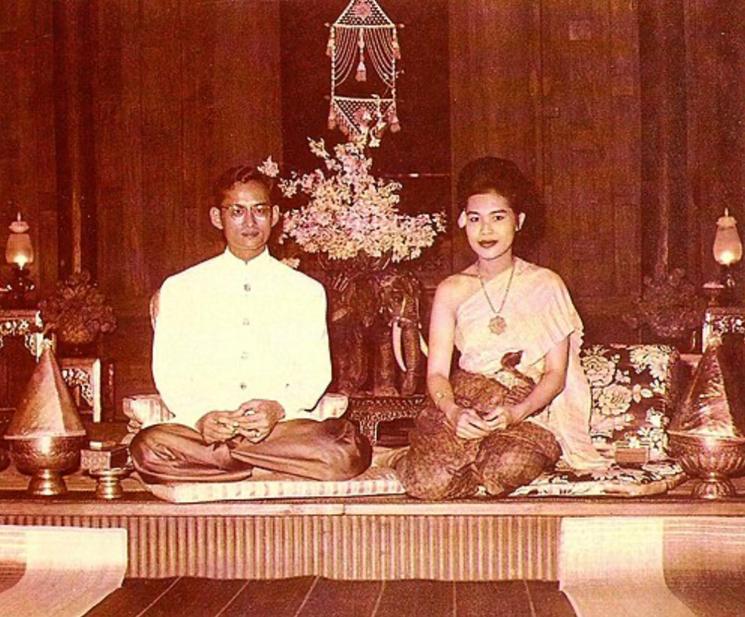Rama IX de Thaïlande et son épouse
