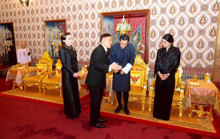 Couples royaux Thaïlande et Bouthan