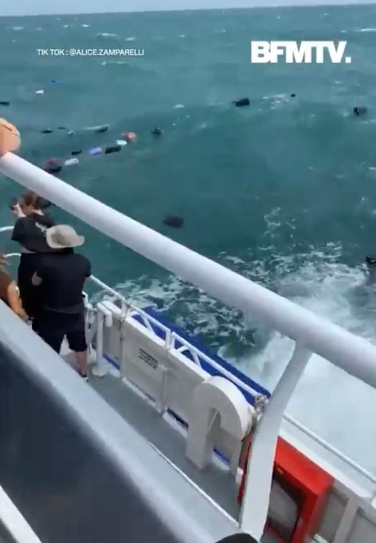 Bagages à la mer en Thaïlande