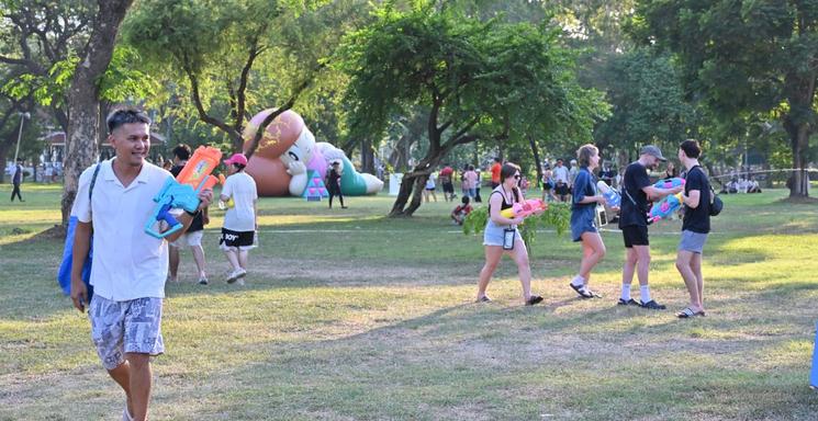 Songkran à Lumphini