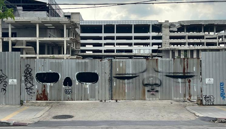 Tag hommage ouvriers birmans Bangkok
