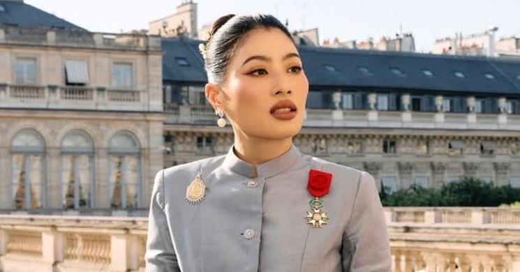 Fille roi de Thaïlande légion d’honneur