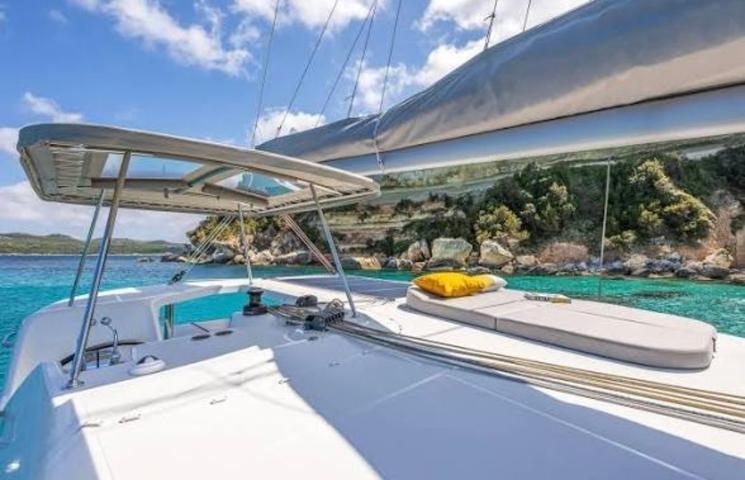Lagoon 38