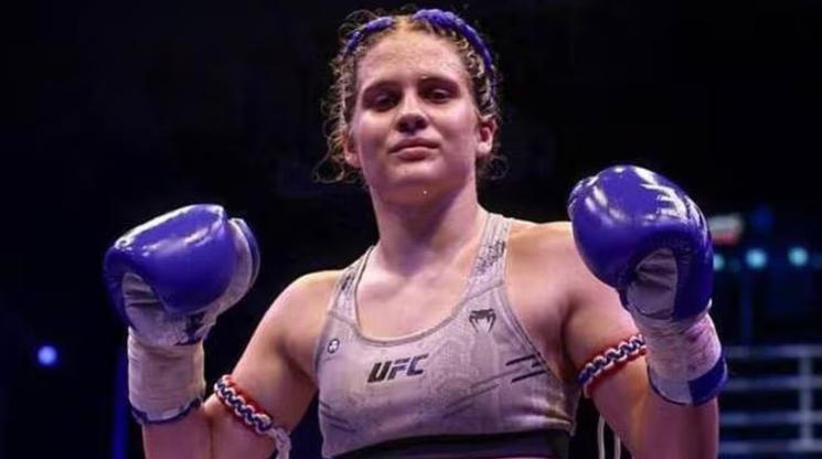 Championne de France de boxe thai