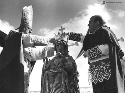 Couronnement canonique de la Vierge de la Victoria, 1943.(ARCHIVES MUNICIPALES DE MALAGA)