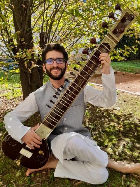 Jacques Madjar et son sitar