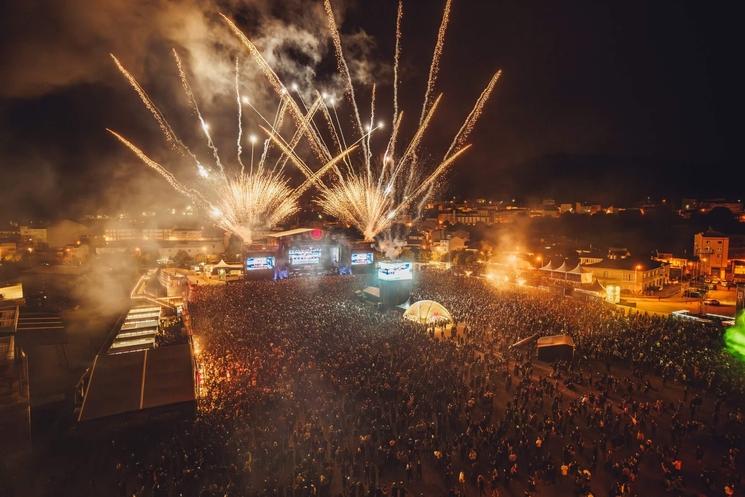 Festival resurrection