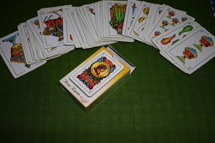 Un jeu de cartes espagnols