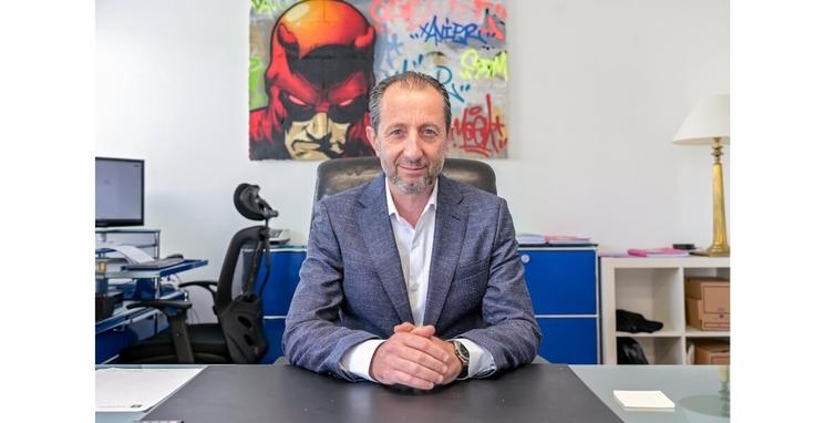 Guillaume Matta dans son bureau