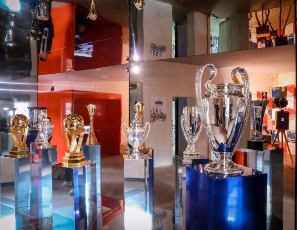 La collection de trophées visible au coeur de la Maison