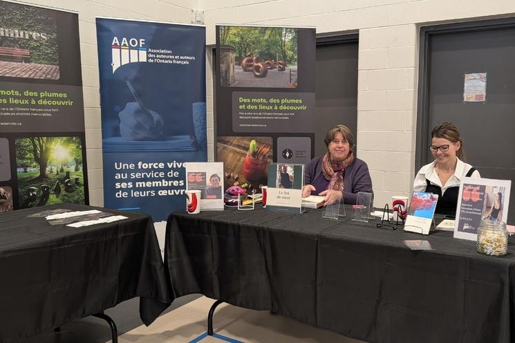 Présence de l'AAOF au Petit salon du livre francophone La Parole Aux Livres - décembre 2024 - Maison de la Francophonie d'Ottawa