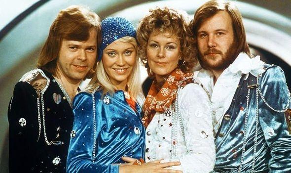 Le célèbre groupe ABBA gagne l'Eurovision en 1974