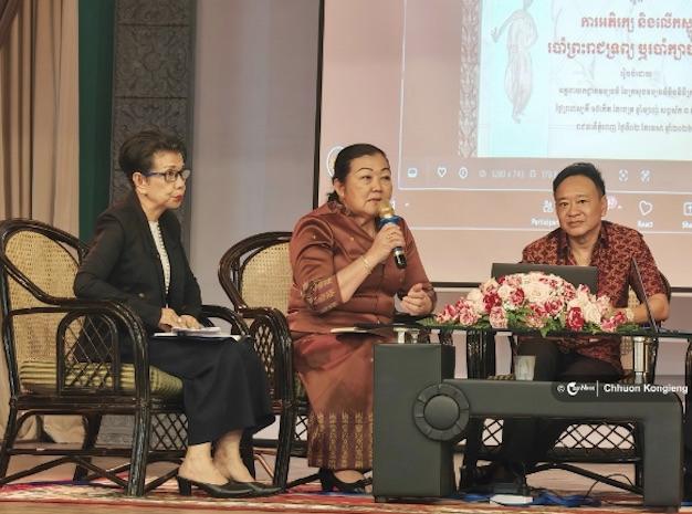 Le fragile équilibre de l'héritage du Ballet royal du Cambodge.jpg