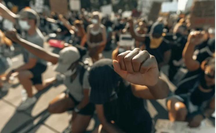 Loin de la France, ces incroyables chaînes de solidarité qui sauvent des vies