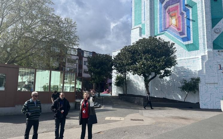 Lycée charles de gaulle fresque astro