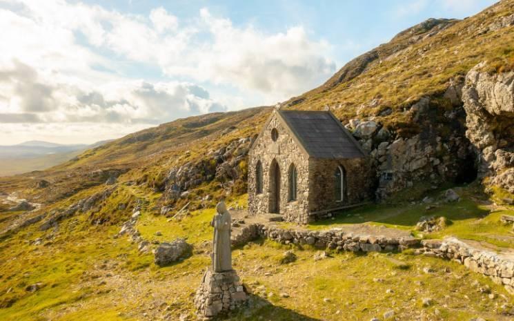 Mám Éan, Maumeen or Mamean, Chapel, Pilgrimage Trail, Connemara, Co Galway © Joyce Country and Western Lakes Geopark