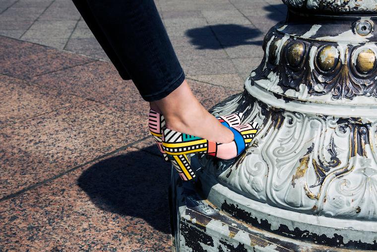 expat - expatrié - francophone - french - français - R-U - UK - Angleterre - Great - Britain - journal - News - information - actualité - communauté - magazine - Londres - chaussures - Camille Walala