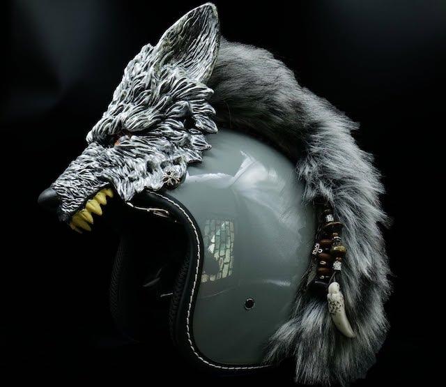 MadHelmet Flo's design