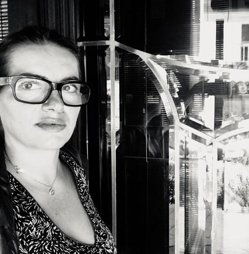 Marina Oechsner de Coninck Curator