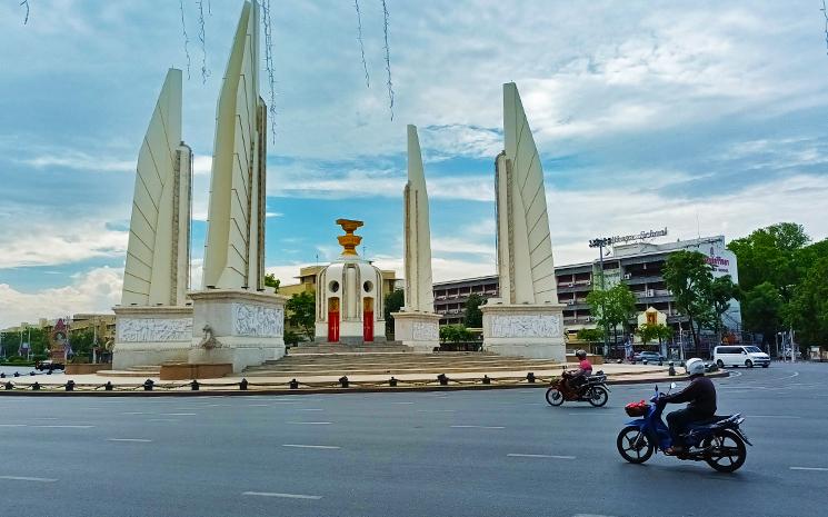 Vue du Monument de la Democratie a Bangkok