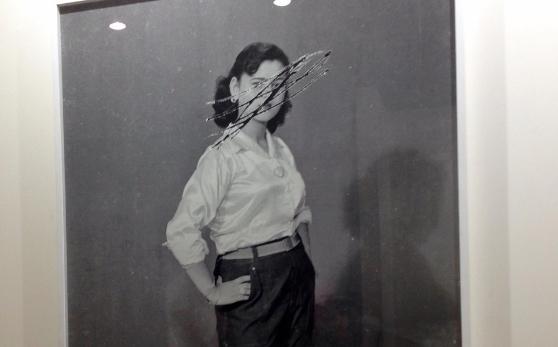 Mrs Baqari. Prise par Akram Zaatari,