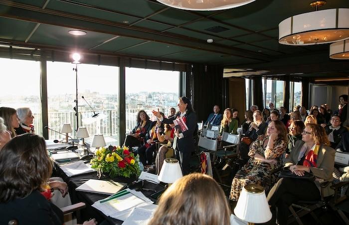 Maria Luisa contes mujeres avenir