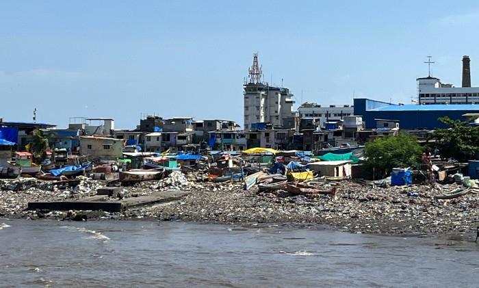 Le bord de mer de Mumbai côté est