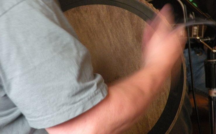 Joueur irlandais de bodhrán