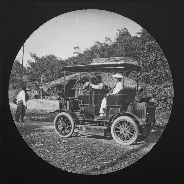 Vassal, Gabrielle Maud et Yersin