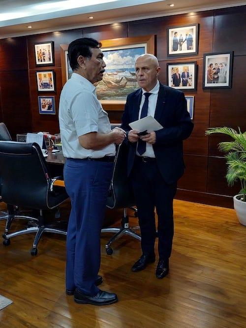 Olivier Poivre d'Arvor et Luhut Panjaitan