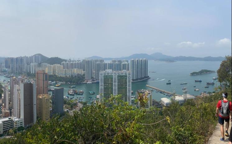 Alexandre Clovirola trails Hong Kong hôpitaux de Paris