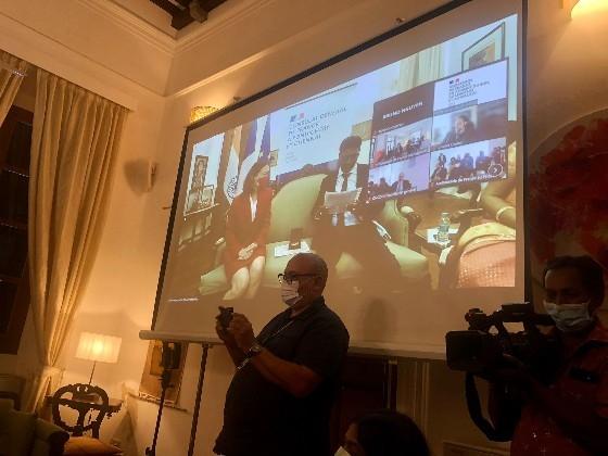 remise du prix des droits de l'Homme au consulat de Pondichery