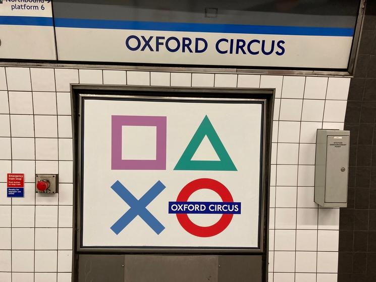 PS5 PlayStation Sony Oxford Circus Londres Royaume-Uni