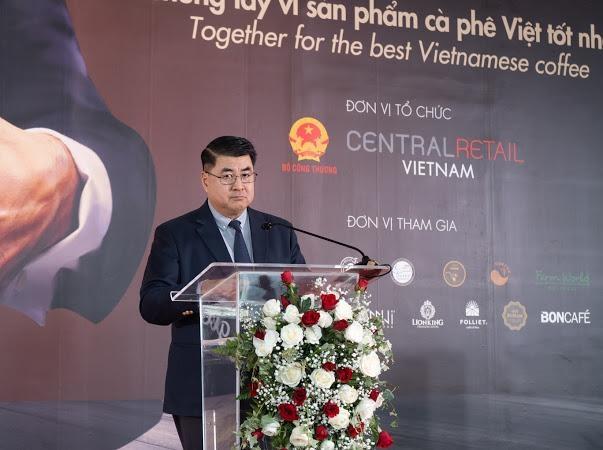 Paul Le, Central Retail