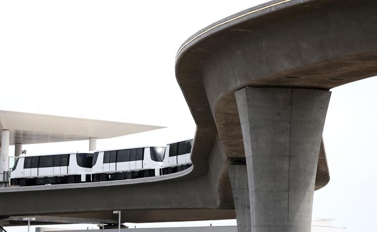 People Mover LAX