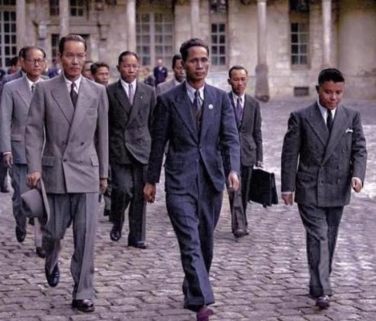 Pham Van Dong à Fontainebleau, à la tête de la délégation vietnamienne (image colorisée)
