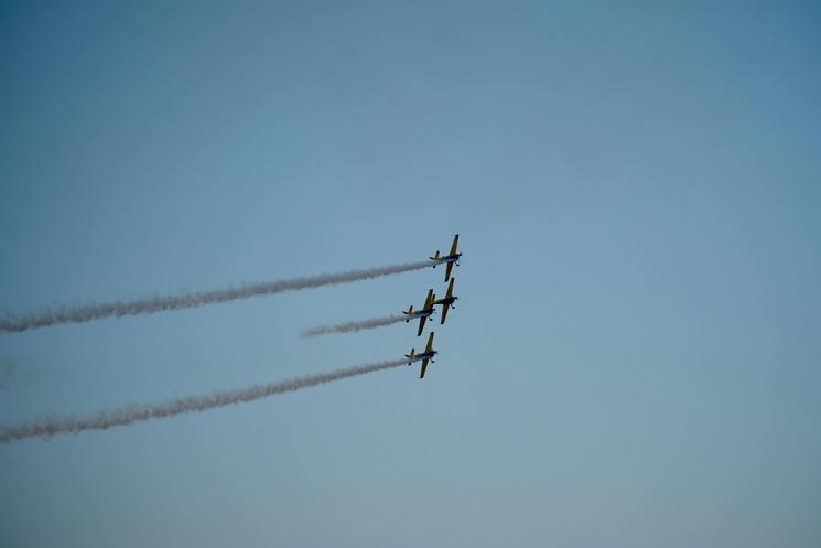 Des avions de chasse