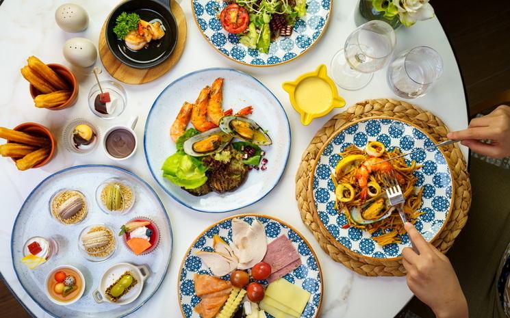 Vue plats hotel Melia Chiang Mai