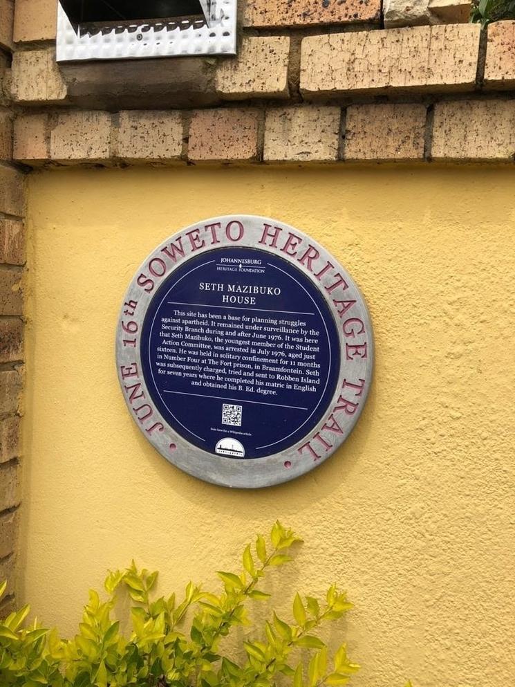 Plaque sur la maison de Sth Mazibuko