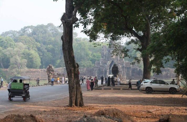 Porte Sud Angkor Tom