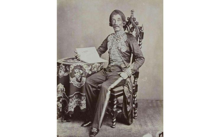 Photo portrait de Raden Saleh prise en 1872