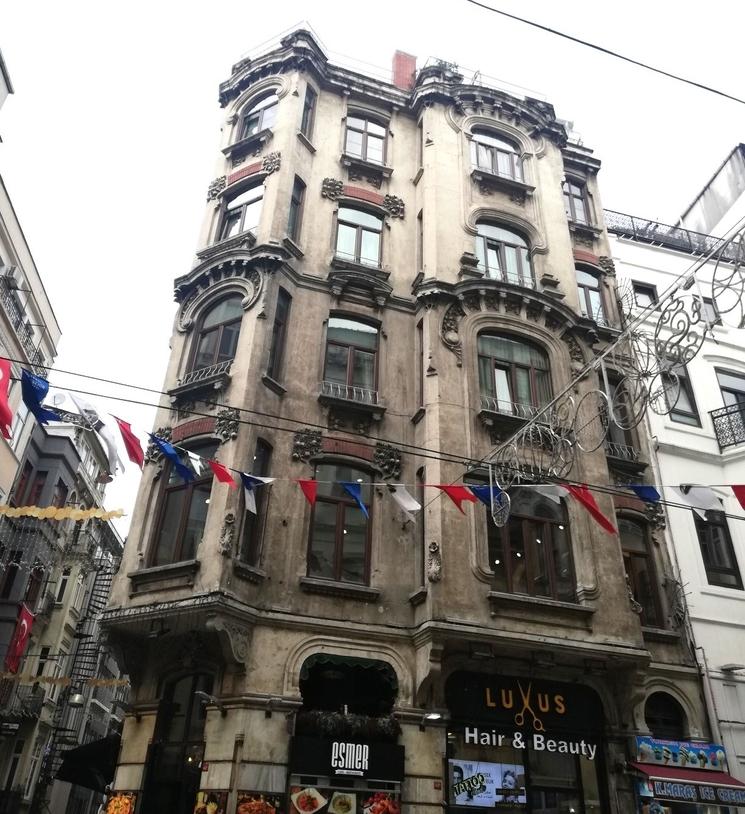Ragip pasa Apartman Istanbul