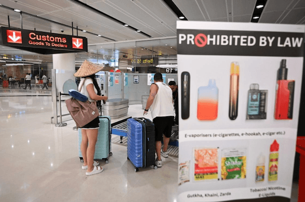 Renforcement des contrôles aux frontières (© Straits Times)